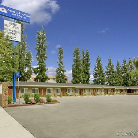 Americas Best Value Inn San Bernardino Exteriér fotografie