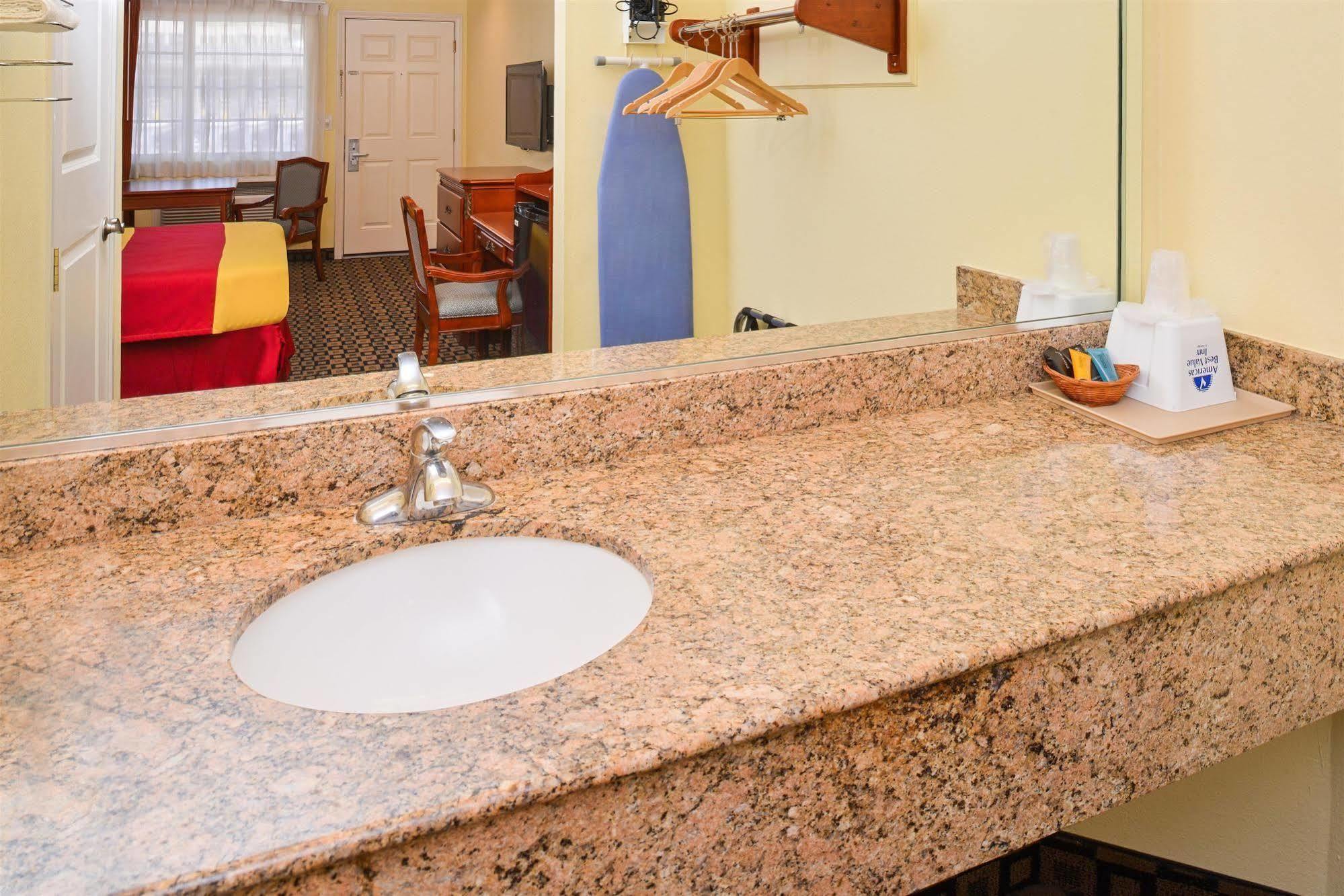 Americas Best Value Inn San Bernardino Exteriér fotografie