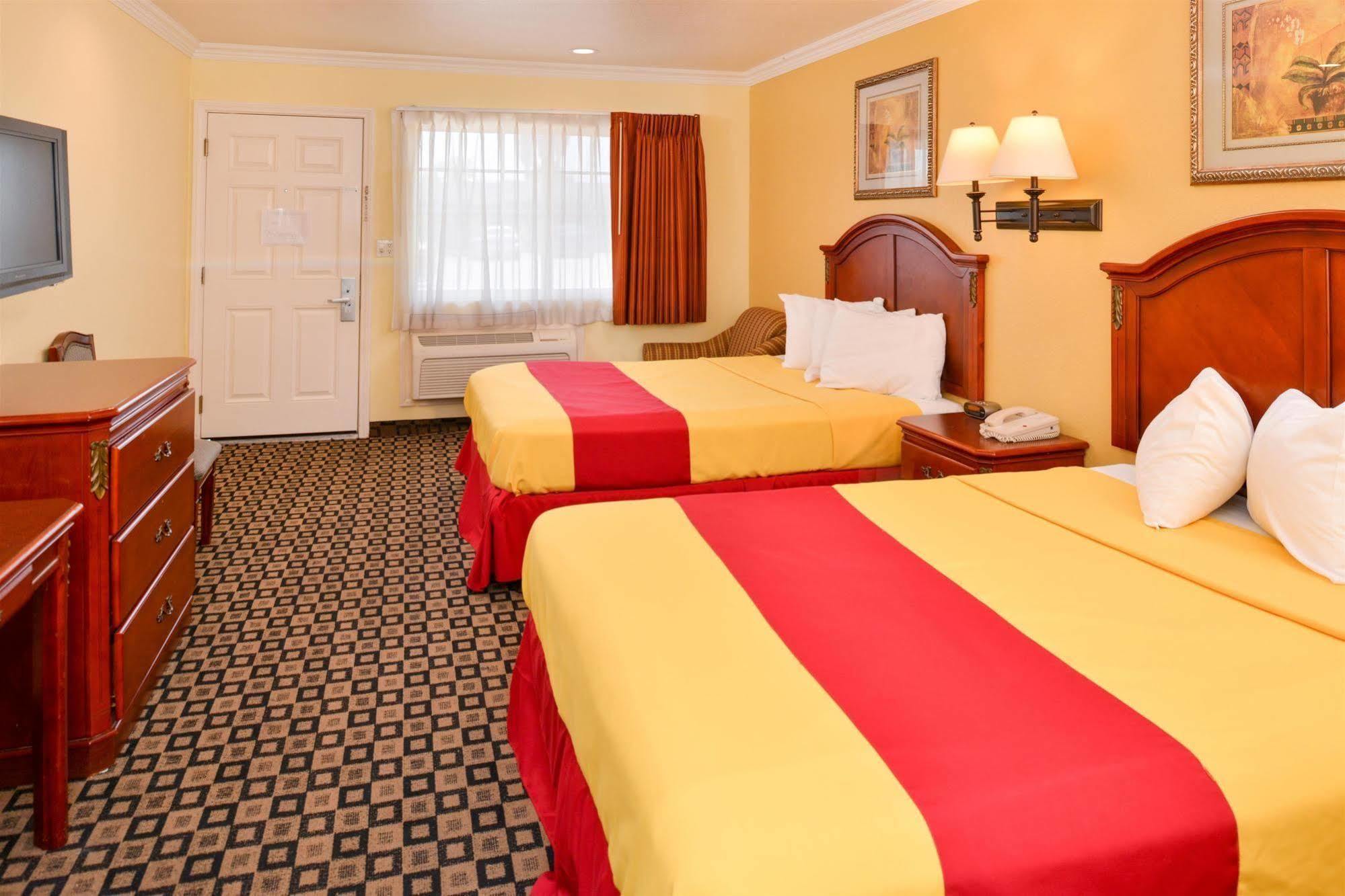 Americas Best Value Inn San Bernardino Exteriér fotografie