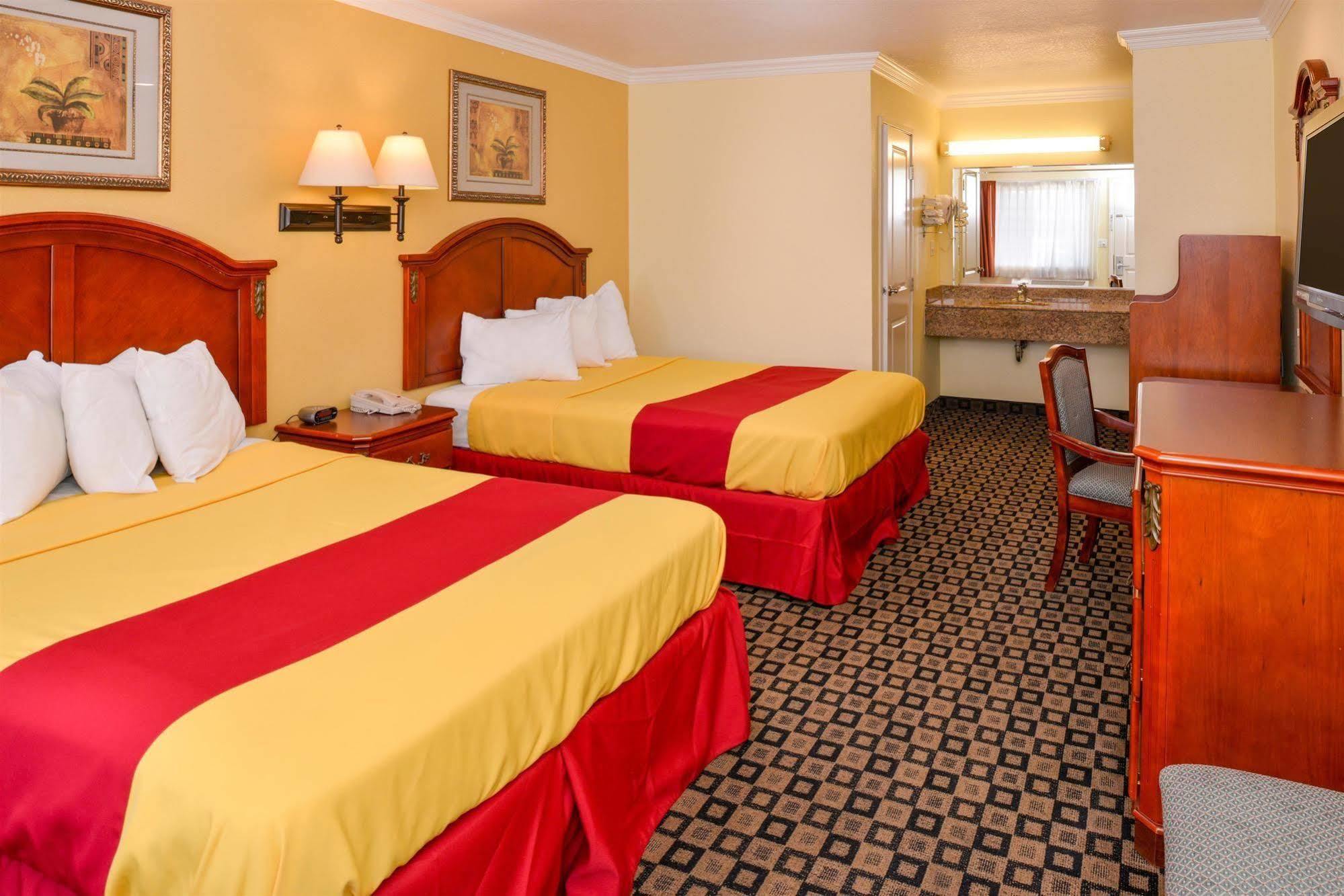 Americas Best Value Inn San Bernardino Exteriér fotografie